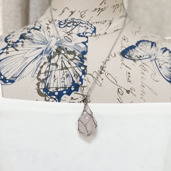 Rose Quartz Crystal Necklace in interchangeable cage/Pouch Handcrafted - Picture 7 of 8